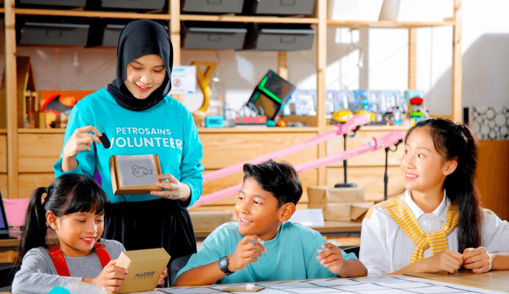 petrosains_volunteer_6